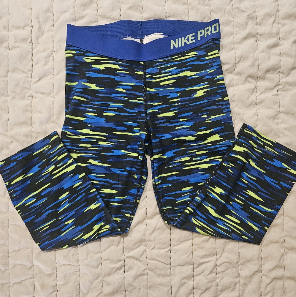 Nike Pro Capris Women's Small Blue Yellow Patterned Athletic Leggings